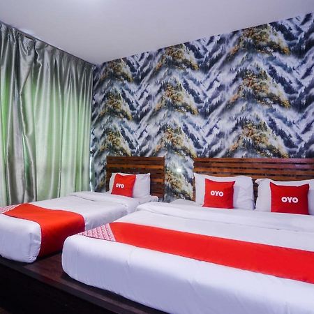 Oyo 1119 Memoire Express Hotel Kuching Eksteriør billede