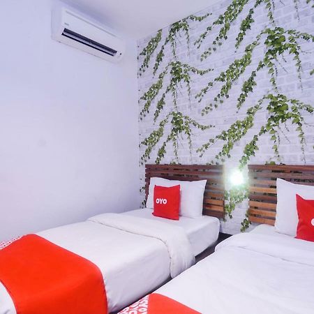 Oyo 1119 Memoire Express Hotel Kuching Eksteriør billede