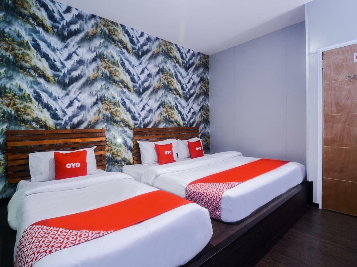 Oyo 1119 Memoire Express Hotel Kuching Eksteriør billede