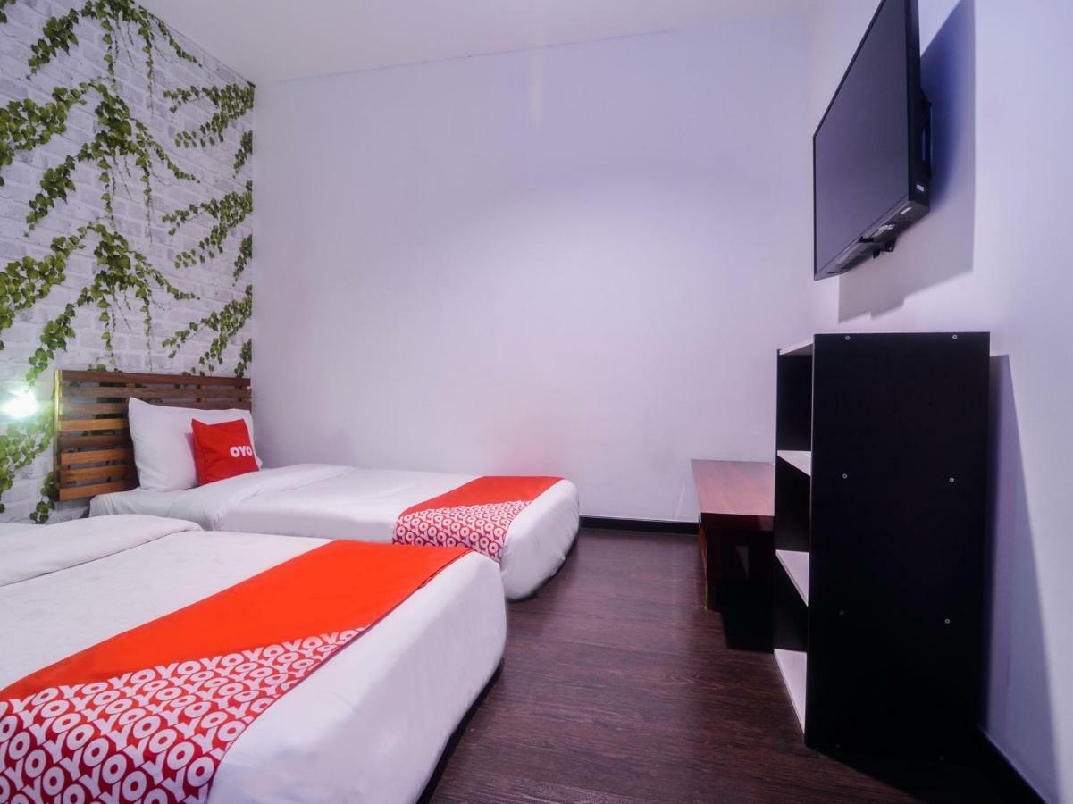 Oyo 1119 Memoire Express Hotel Kuching Eksteriør billede