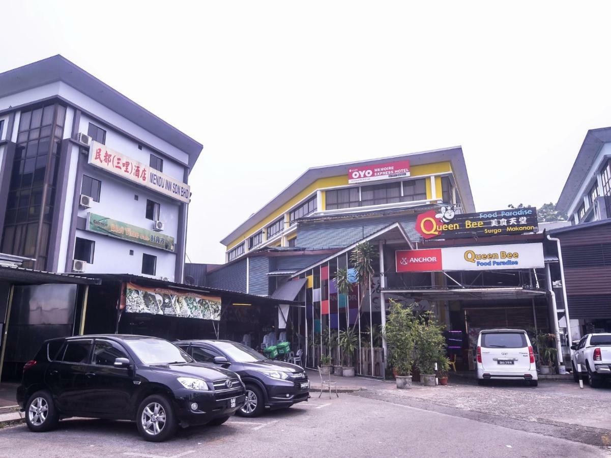 Oyo 1119 Memoire Express Hotel Kuching Eksteriør billede